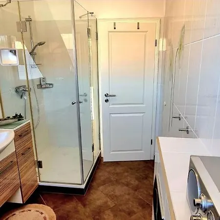 Apartament Lueneburg-melbeck, 105 Qm Mit Fernsicht, Ruhige Sackgasse, Fussbodenheizung *