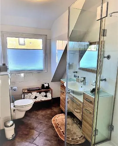 Lueneburg-melbeck, 105 Qm Mit Fernsicht, Ruhige Sackgasse, Fussbodenheizung Appartement *